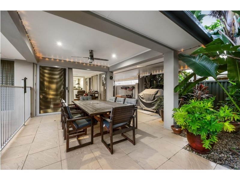 1 Coolibah Drive, Palm Beach QLD 4221