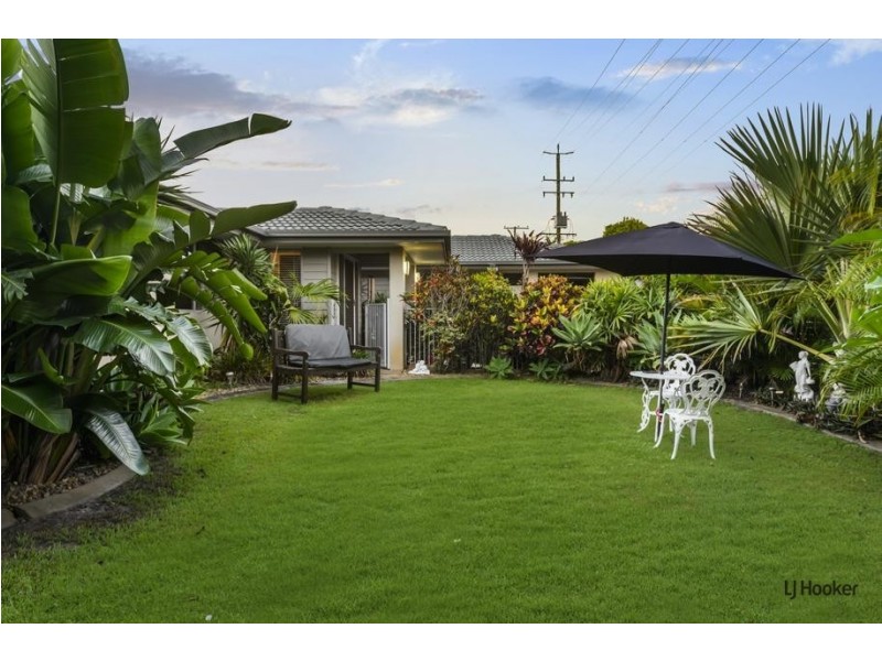 1 Coolibah Drive, Palm Beach QLD 4221