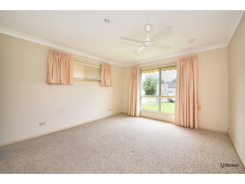 35 Ottelia Drive, Elanora QLD 4221