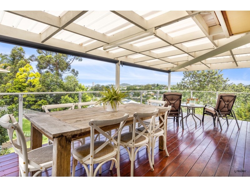 11 Serafini Court, Elanora QLD 4221