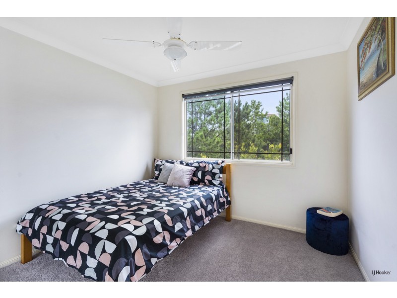 11 Serafini Court, Elanora QLD 4221