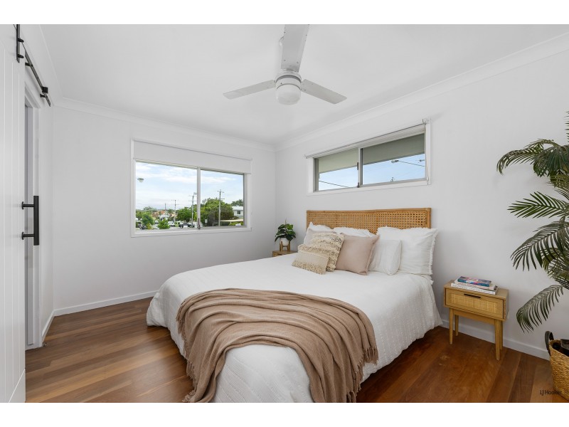 37 Seventh Avenue, Palm Beach QLD 4221