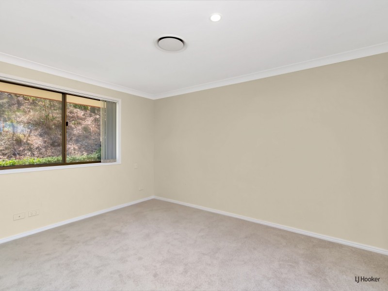 18 Bronzewing Close, Elanora QLD 4221