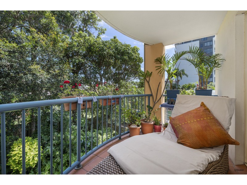 5/19 Twenty Fourth Avenue, Palm Beach QLD 4221