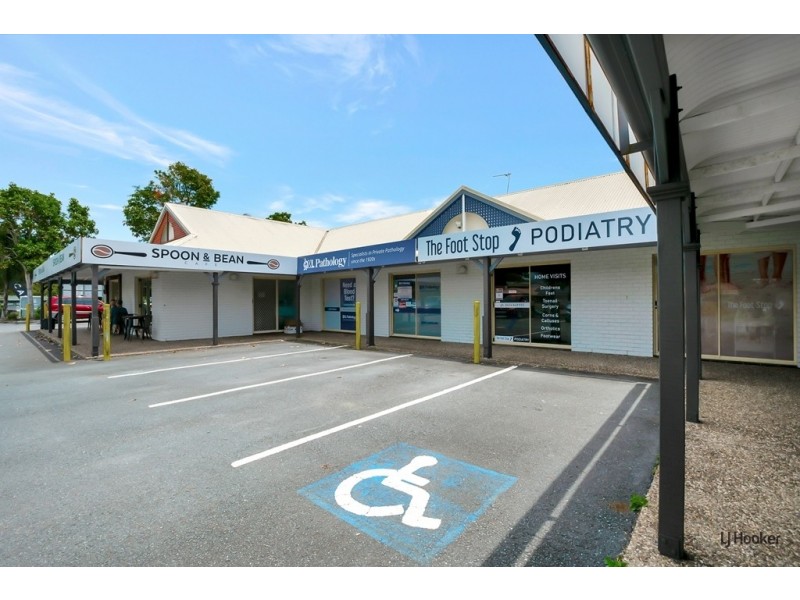 2 Saffron Street, Elanora QLD 4221
