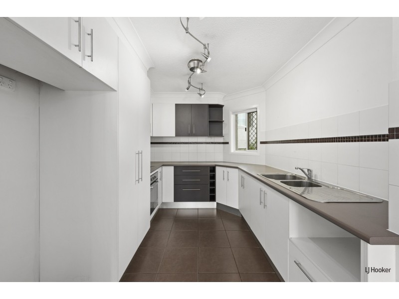 2/1324 Gold Coast Highway, Palm Beach QLD 4221
