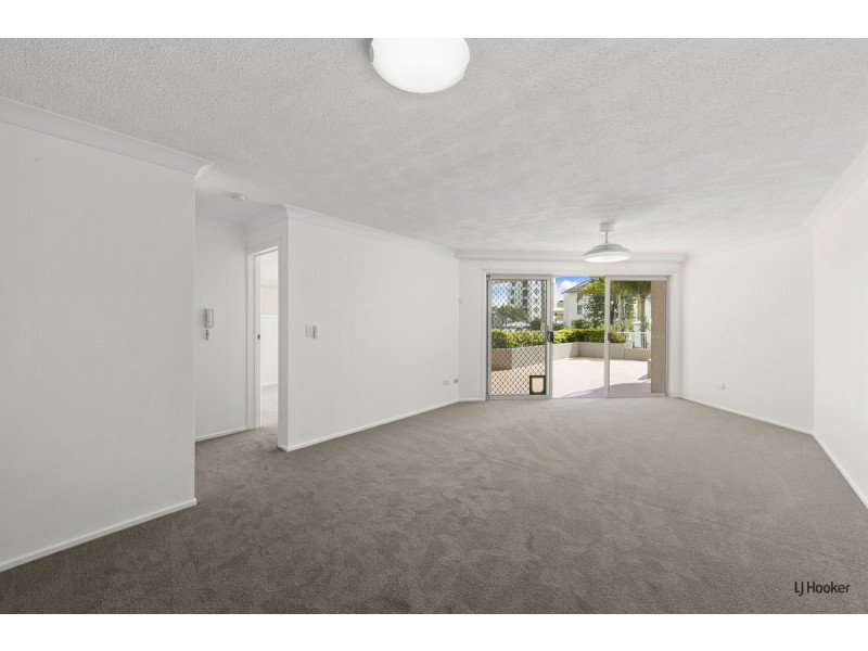 2/1324 Gold Coast Highway, Palm Beach QLD 4221
