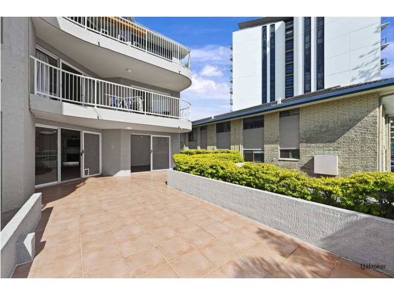 2/1324 Gold Coast Highway, Palm Beach QLD 4221