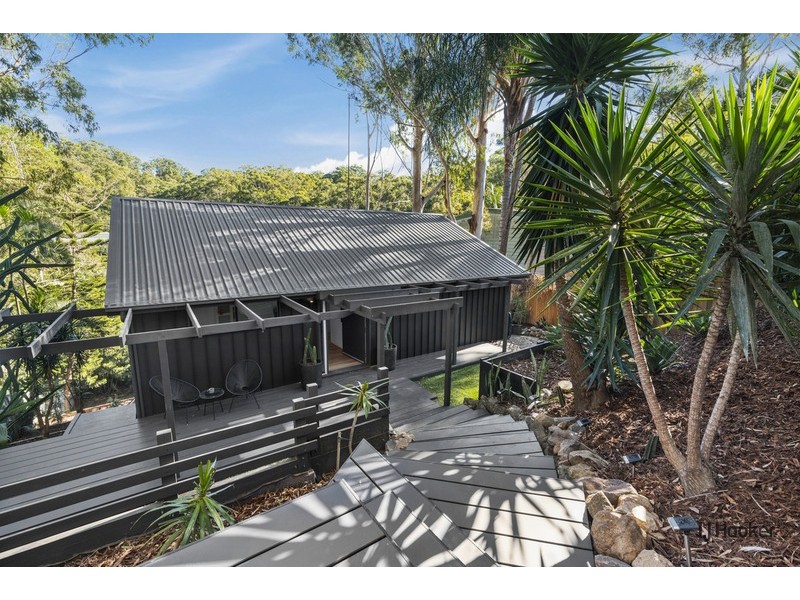 5 Aethalia Street, Currumbin Waters QLD 4223