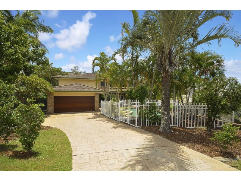 21 Robinson Place, Currumbin Waters QLD 4223