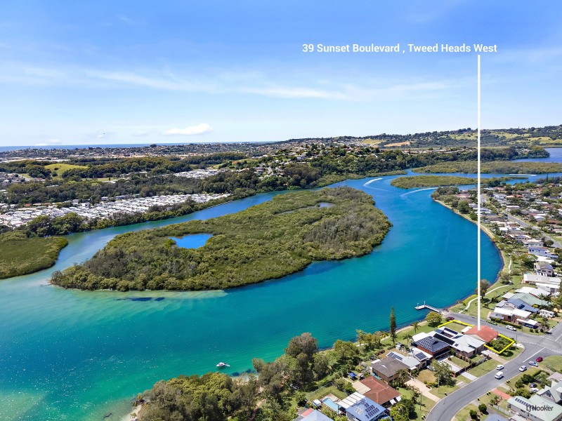 39 Sunset Boulevard, Tweed Heads West NSW 2485