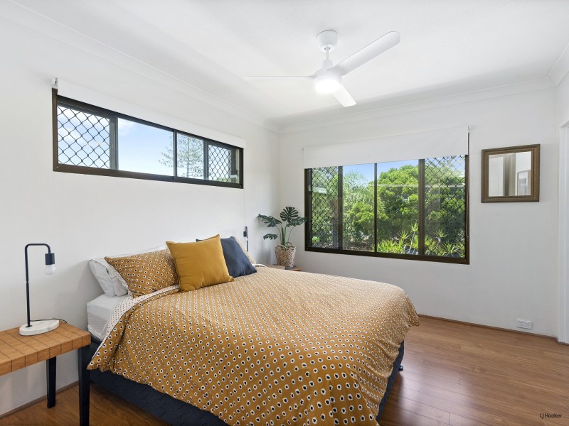 8/234 Pacific Parade, Bilinga QLD 4225