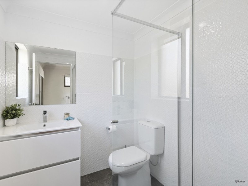 8/234 Pacific Parade, Bilinga QLD 4225