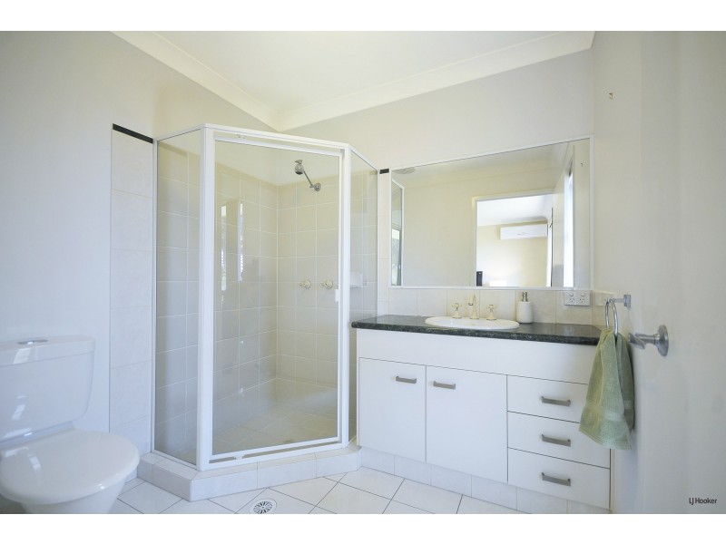 14 Goldvilla Drive, Elanora QLD 4221
