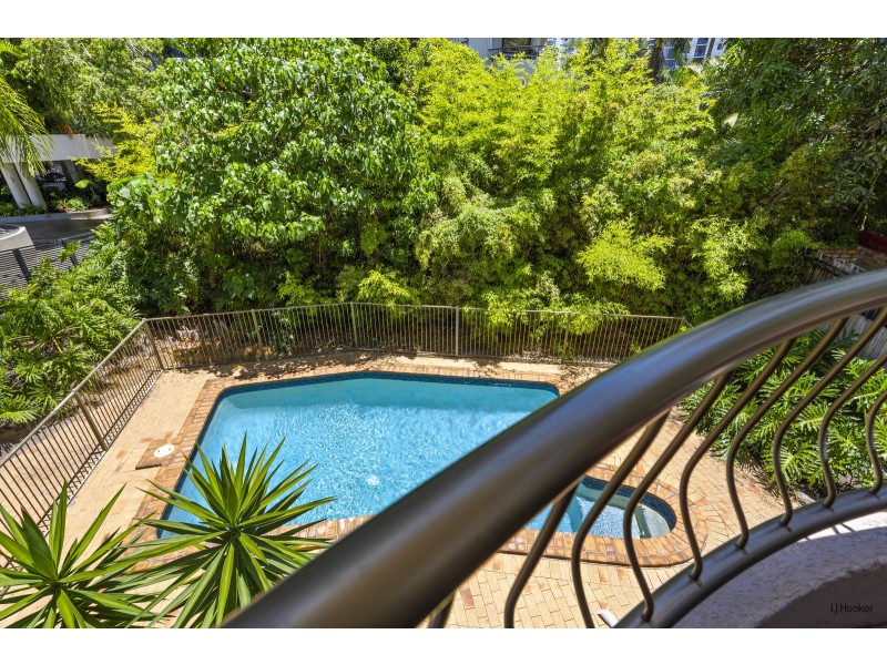 6/17 Frederick Street, Surfers Paradise QLD 4217