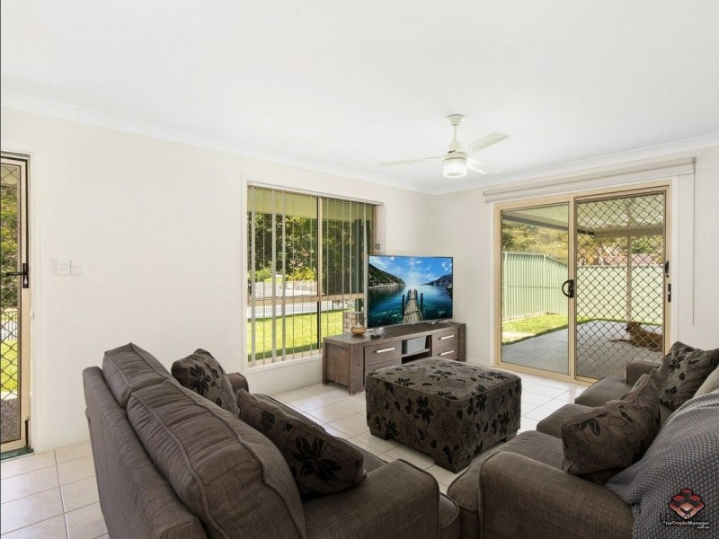 20 Crusader Way, Nerang QLD 4211