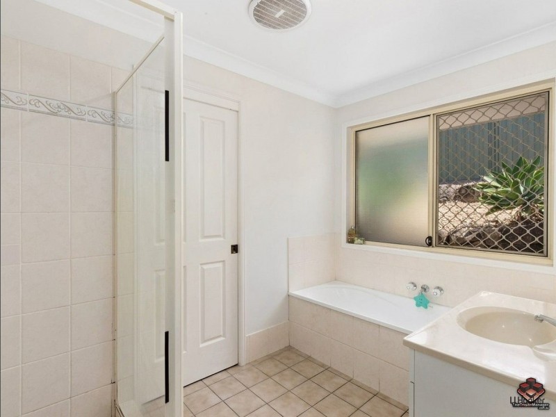 20 Crusader Way, Nerang QLD 4211