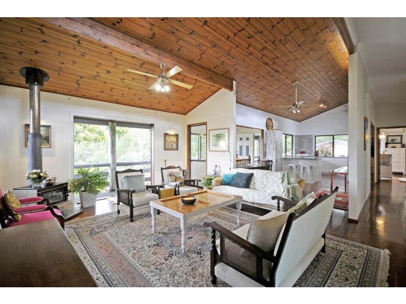 13 Marsh Place, Currumbin Valley QLD 4223