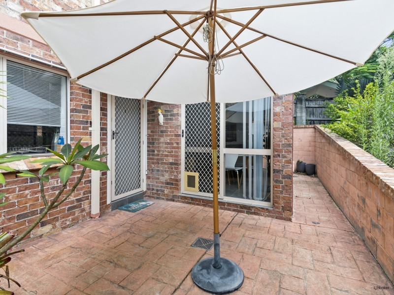 1/10 Twelfth Avenue, Palm Beach QLD 4221