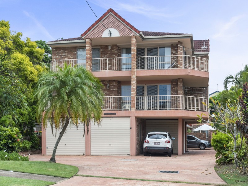 1/10 Twelfth Avenue, Palm Beach QLD 4221