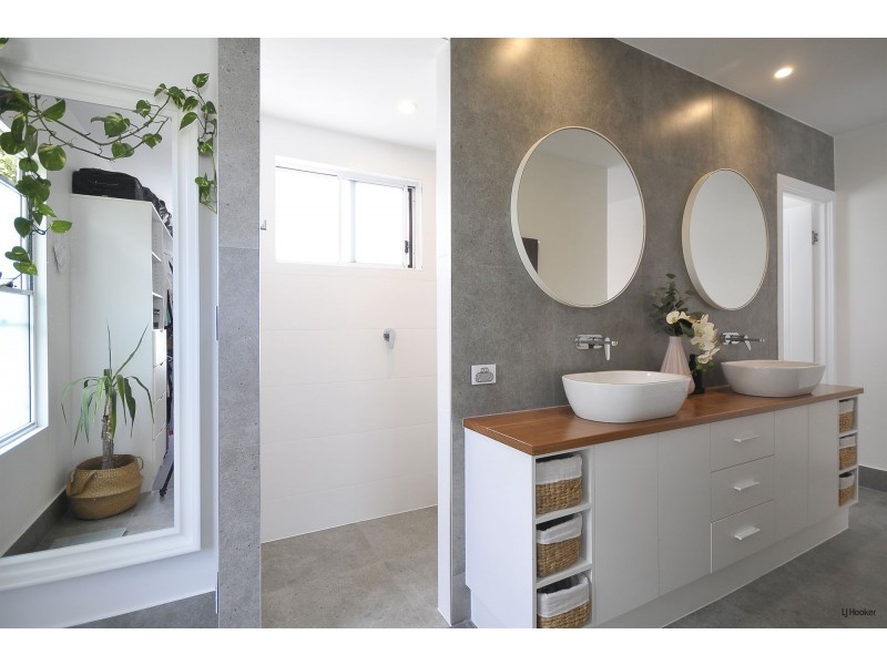 74 Blamey Drive, Currumbin QLD 4223