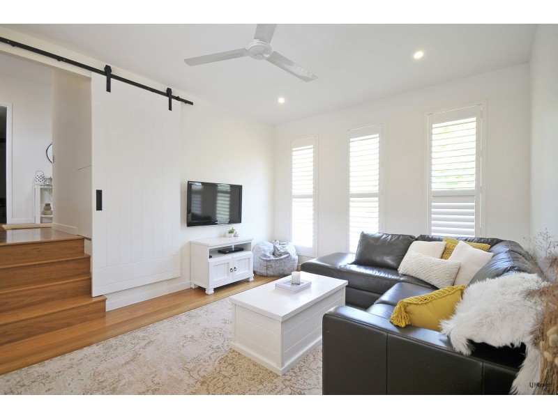 74 Blamey Drive, Currumbin QLD 4223