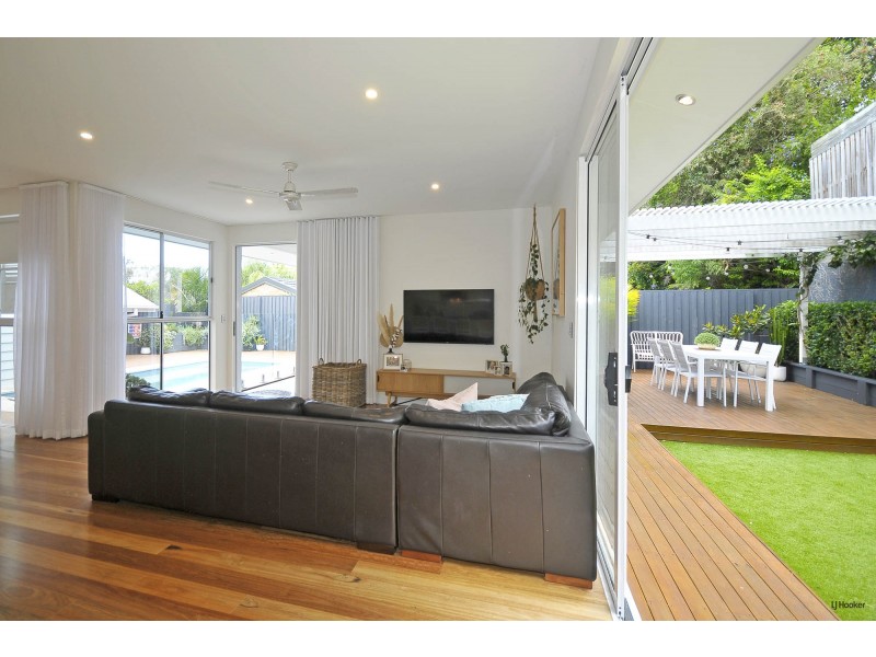 74 Blamey Drive, Currumbin QLD 4223