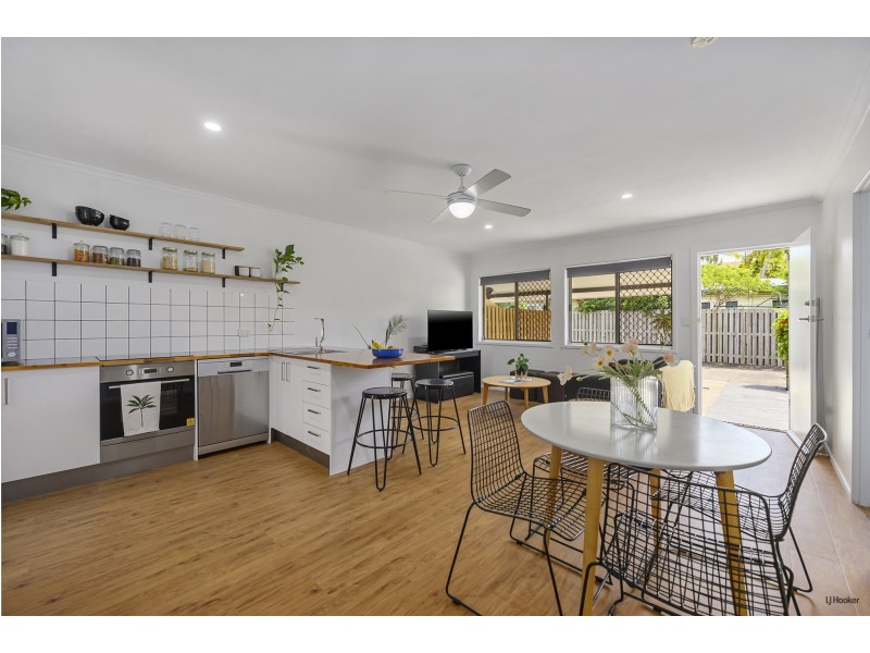 3/44 Sarawak Avenue, Palm Beach QLD 4221