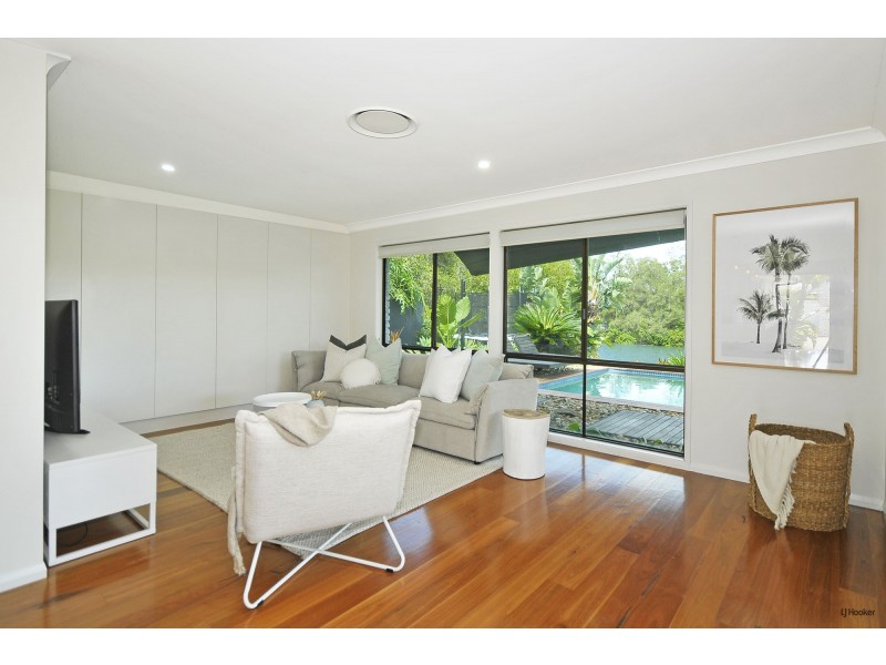 23 Kentia Court, Elanora QLD 4221