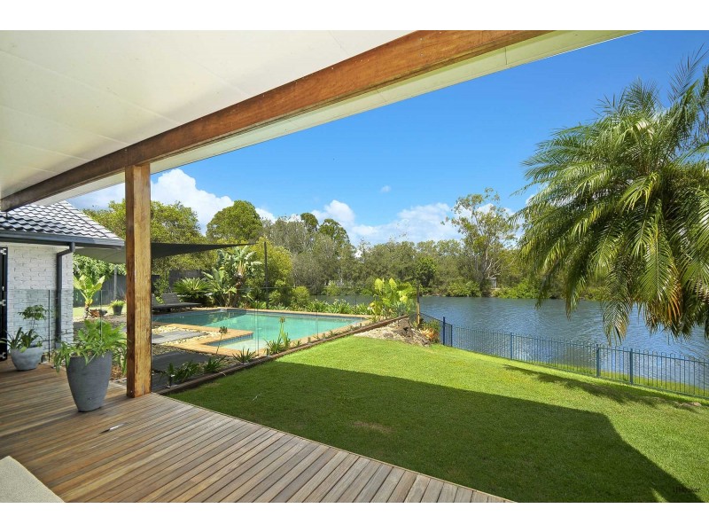 23 Kentia Court, Elanora QLD 4221