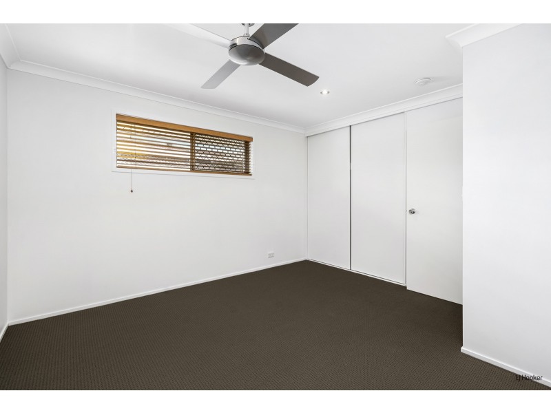 4 Rattan Court, Elanora QLD 4221