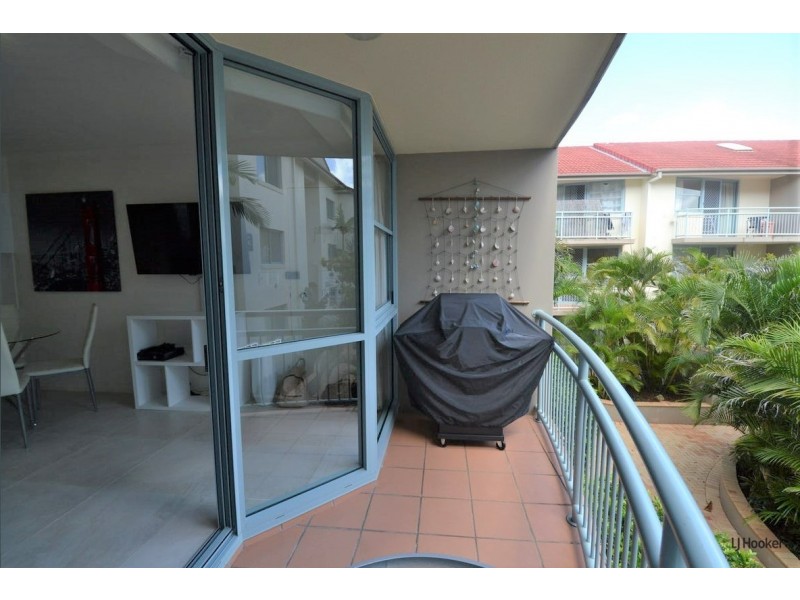 208/92 Marine Parade, Coolangatta QLD 4225