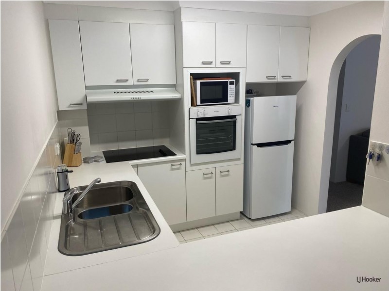 21/136 The Esplanade, Burleigh Heads QLD 4220