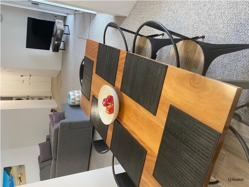 21/136 The Esplanade, Burleigh Heads QLD 4220