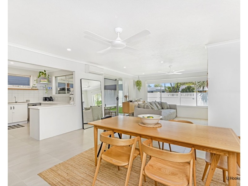 9 Tingira Street, Palm Beach QLD 4221