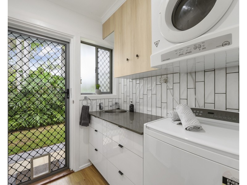 4/44 Sarawak Avenue, Palm Beach QLD 4221
