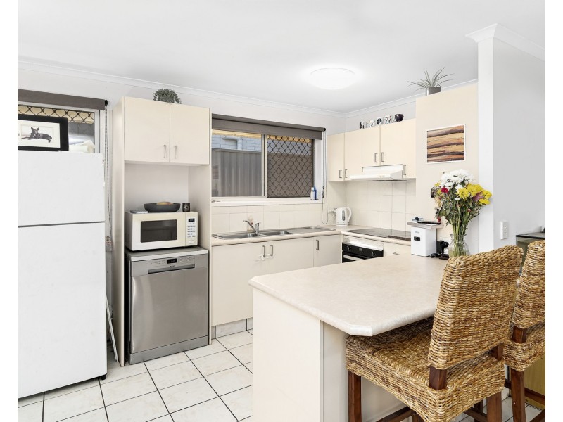 5 Larentia Street, Currumbin Waters QLD 4223
