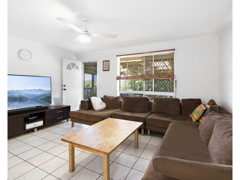 5 Larentia Street, Currumbin Waters QLD 4223