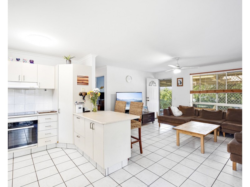 5 Larentia Street, Currumbin Waters QLD 4223