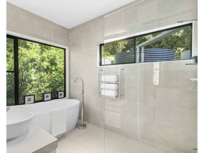 6 Yagoi Place, Currumbin Valley QLD 4223