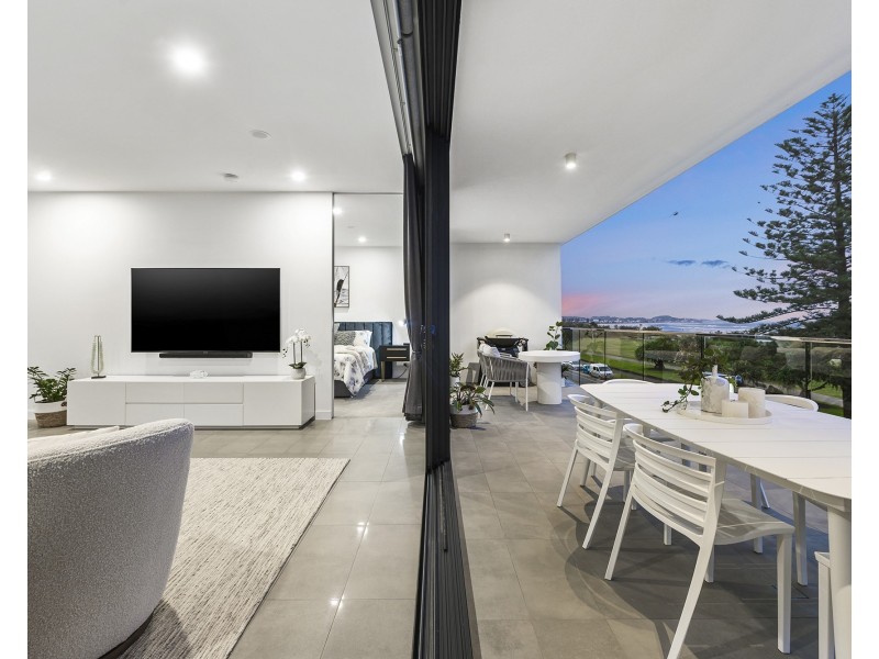 201/16 Musgrave Street, Kirra QLD 4225