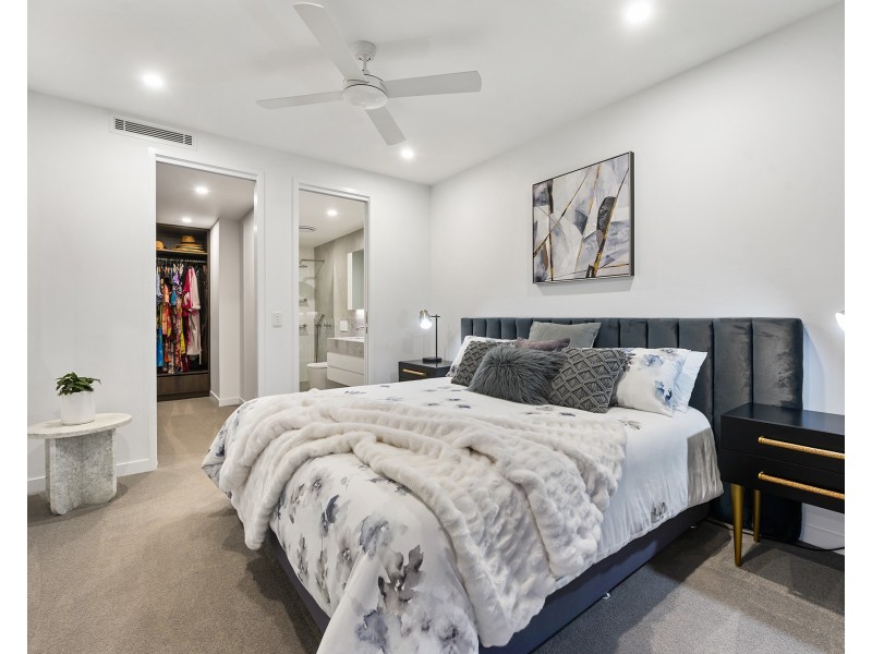 201/16 Musgrave Street, Kirra QLD 4225