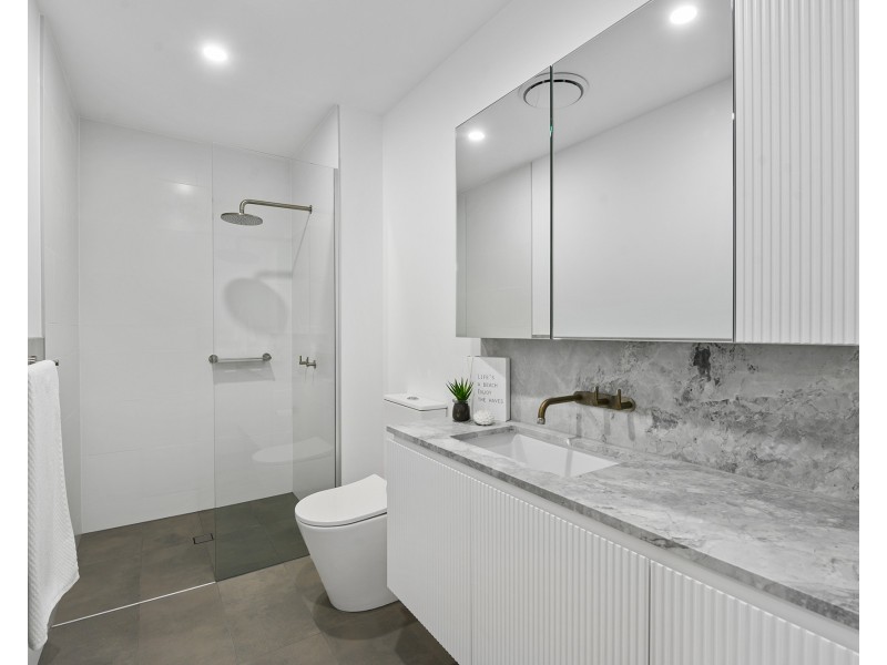 201/16 Musgrave Street, Kirra QLD 4225