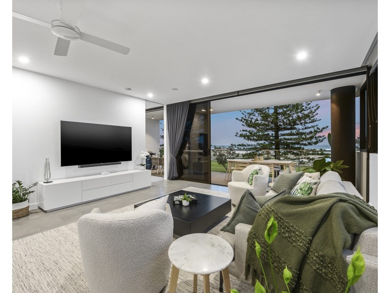 201/16 Musgrave Street, Kirra QLD 4225