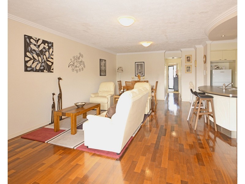 14/72 Dutton Street, Coolangatta QLD 4225
