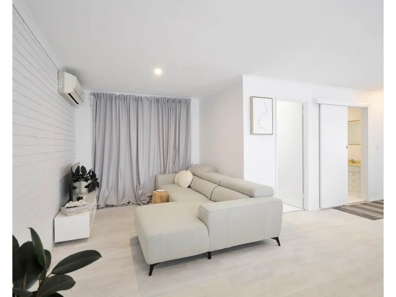 2/26 Third Avenue, Palm Beach QLD 4221