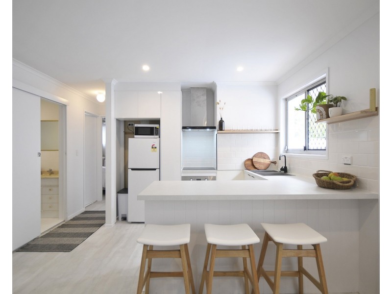 2/26 Third Avenue, Palm Beach QLD 4221