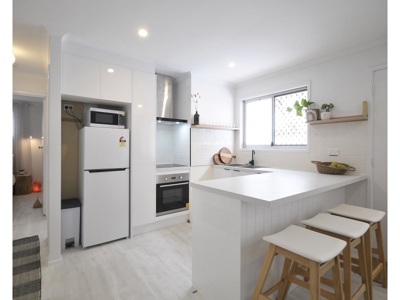 2/26 Third Avenue, Palm Beach QLD 4221