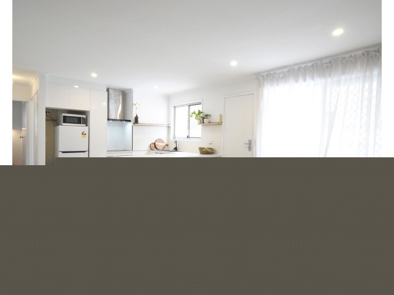 2/26 Third Avenue, Palm Beach QLD 4221