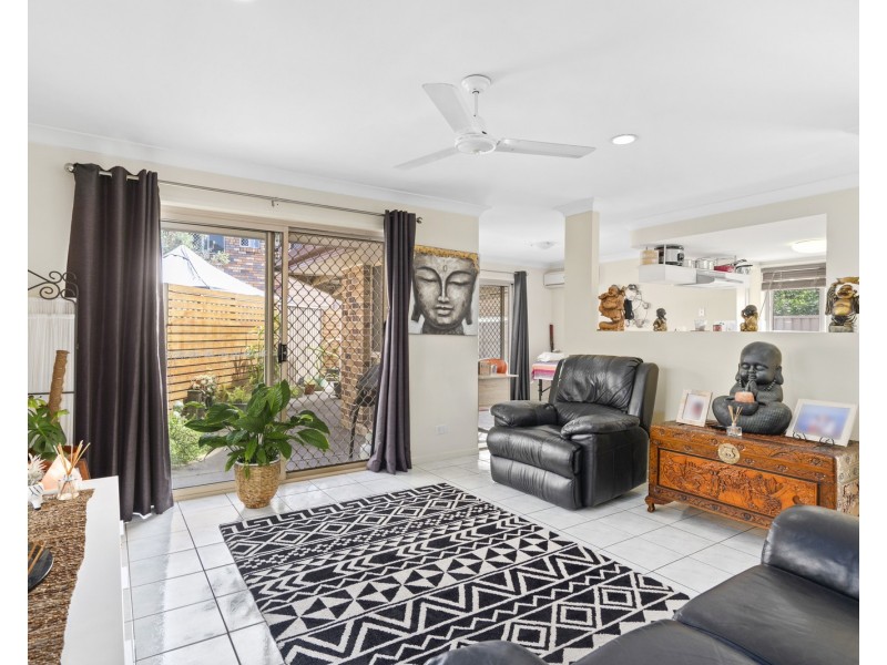 3/6-8 Cupania Place, Elanora QLD 4221